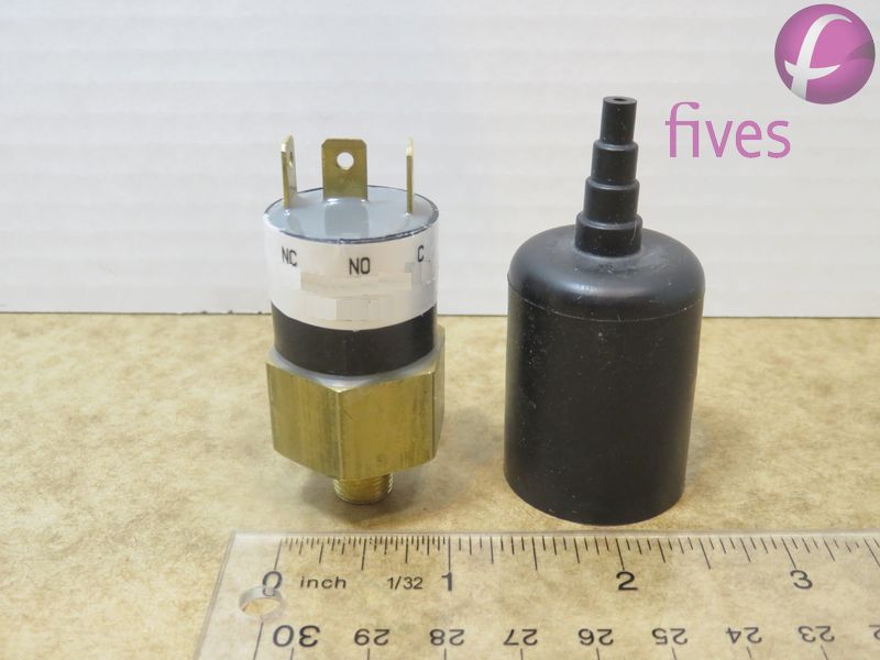 1PC Engine Oil Cooler Core W/Gaskets For 1989-02 Dodge Ram 5.9L - Foto 2